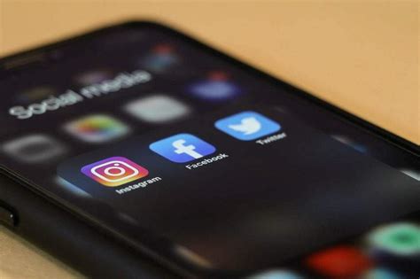 Bay Area senator’s social media addiction bill advances in narrower form